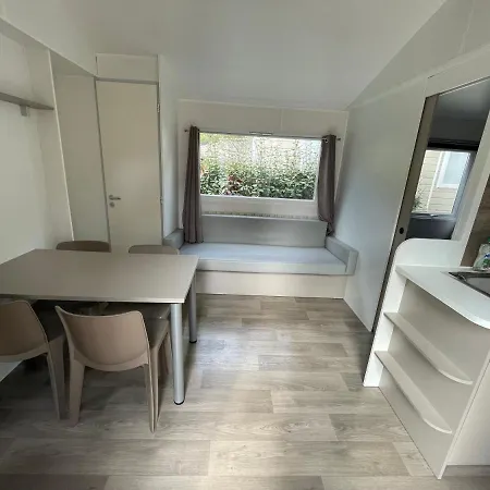 Mobil home en camping 4 étoiles à Bonne Anse Plage / La Palmyre Les Mathes Extérieur photo