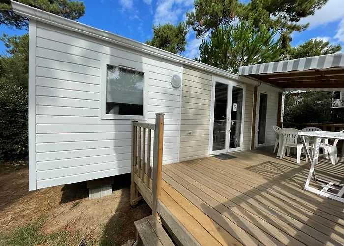Mobil home en camping 4 étoiles à Bonne Anse Plage / La Palmyre